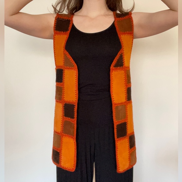 70’s suede and crochet patchwork vest - Picture 8 of 14